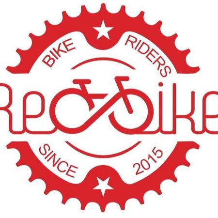 Red Bike Apart'S Opole Eksteriør bilde